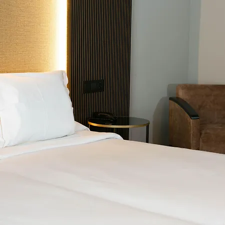 호텔 Sercotel Ciudad De