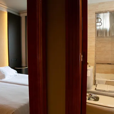 Sercotel Ciudad De 오비에도