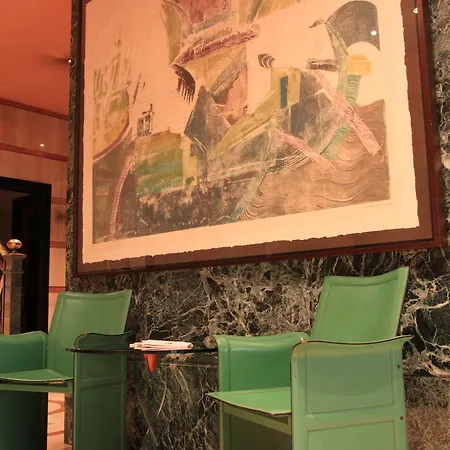 호텔 Sercotel Ciudad De 4*
