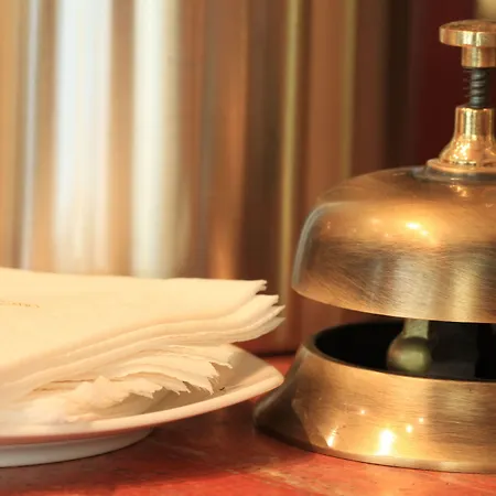 فندق Sercotel Ciudad De اوفيدو