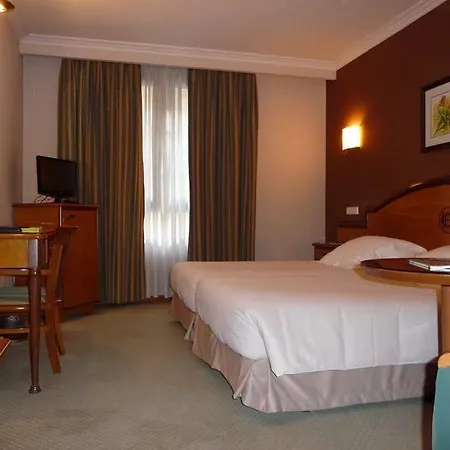 Sercotel Ciudad De 4* 오비에도