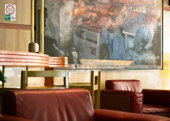 호텔 Sercotel Ciudad De 오비에도