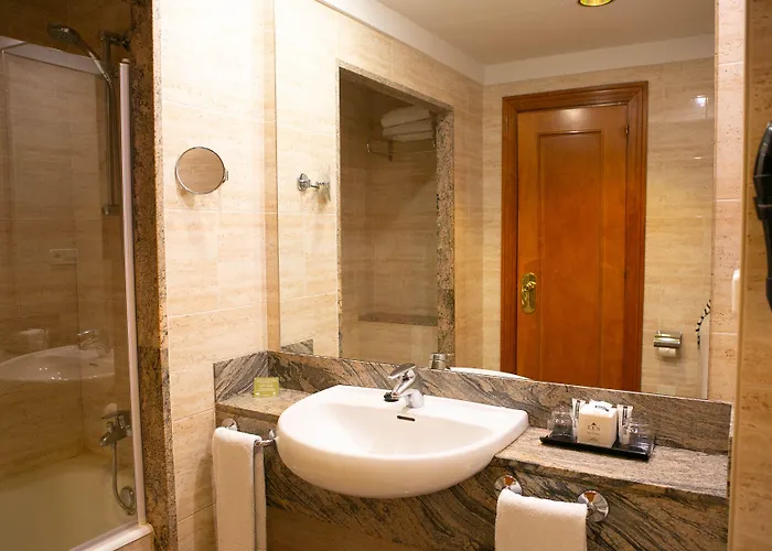 Sercotel Ciudad De 호텔 오비에도